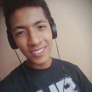 Meet your Posher, Misael alejandro